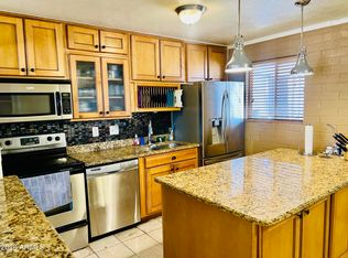 616 E PAPAGO Drive, Tempe, AZ 85288