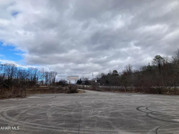 350 McFarland Rd, Tyrone, PA 16686