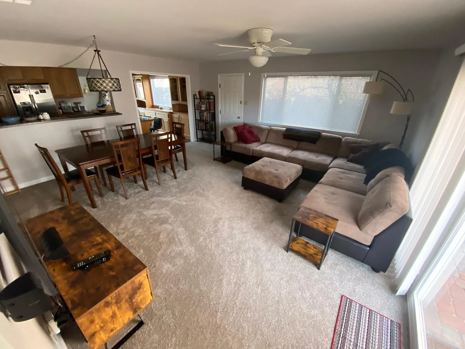2733 Underwood Ln — Photo 4