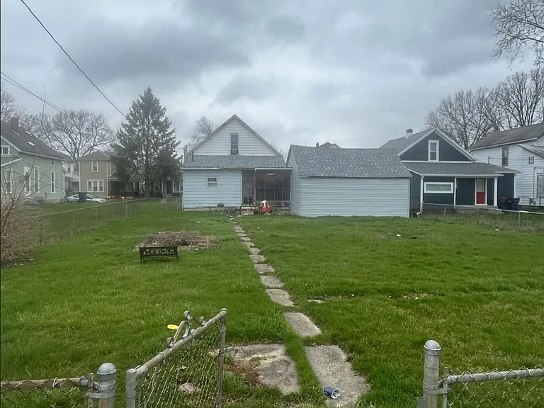 621 Miami St — Photo 22