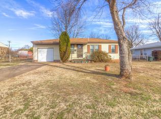 413 W 44th St, Sand Springs, OK 74063