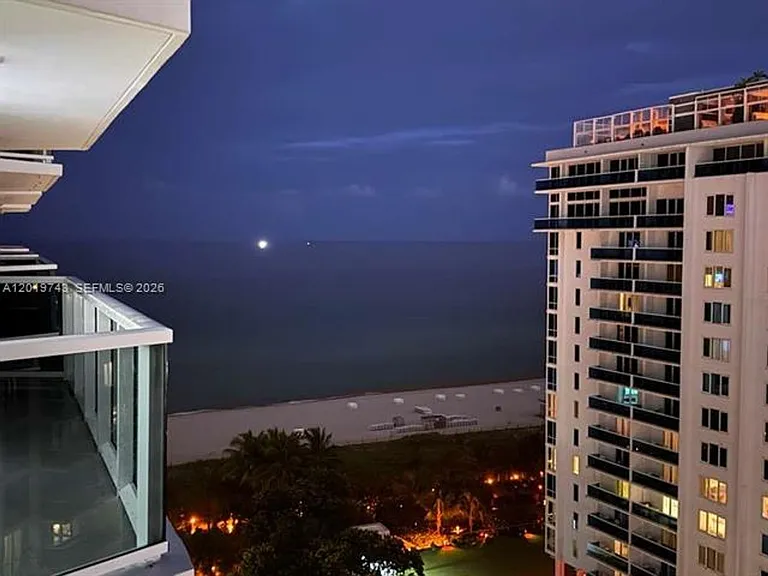 2401 Collins Ave #1807 — Photo 2