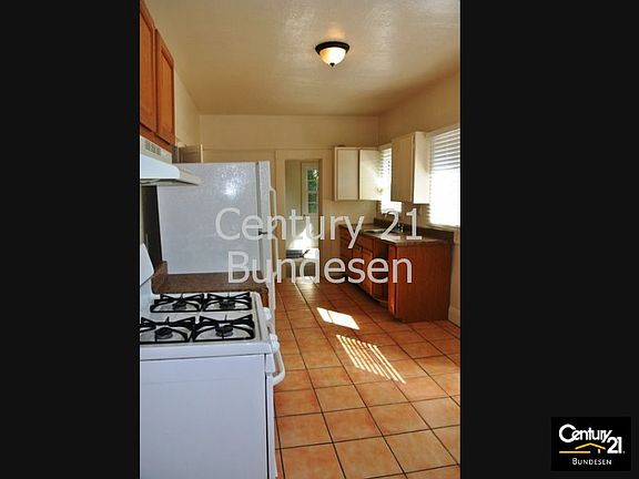 4th image of 407 Eastman Ln APT 7