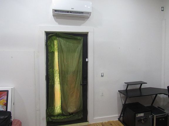 5th image of 116 Noyestar Road