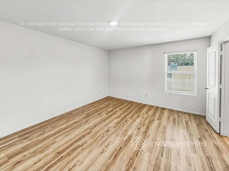 22259 Stoney Ravine Dr — Photo 7