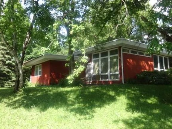 3rd image of 5665 N River Forest Dr
