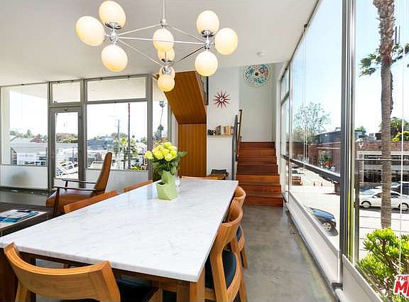 4th image of 1121 Abbot Kinney Blvd Suite 5