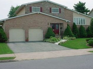 1430 W Congress St, Allentown, PA 18102