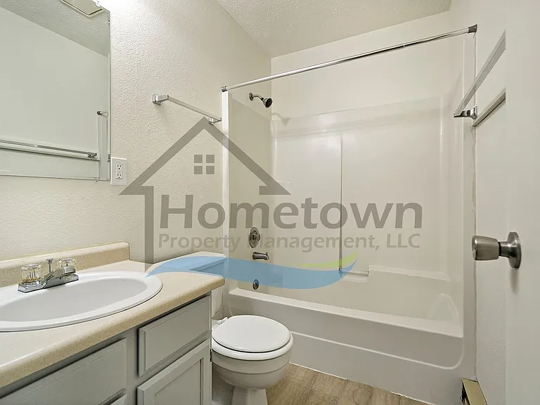 1205 W Emma Ave — Photo 16