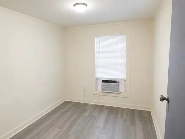 1012 Delcambre Rd #W — Photo 6