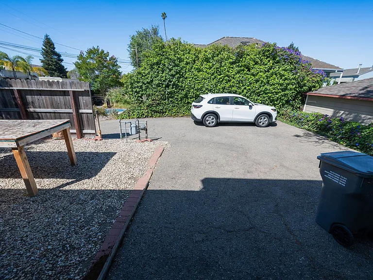 1845 Morro St — Photo 10