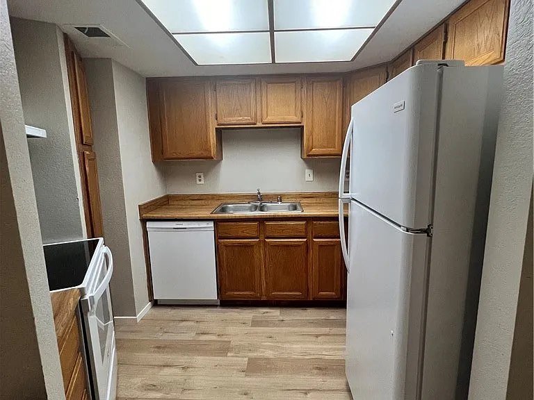 3771 Shirebrook Dr #88 — Photo 7