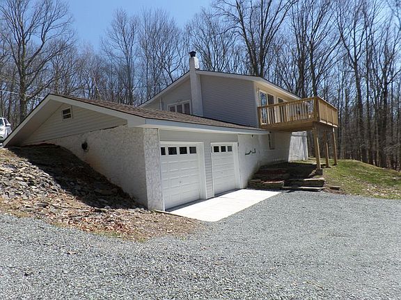 3rd image of 28 Tamarack Dr
