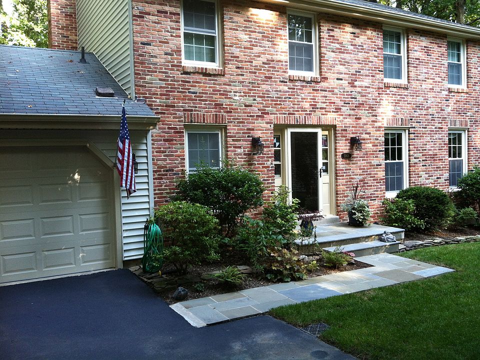 1st image of 5968 New England Woods Dr