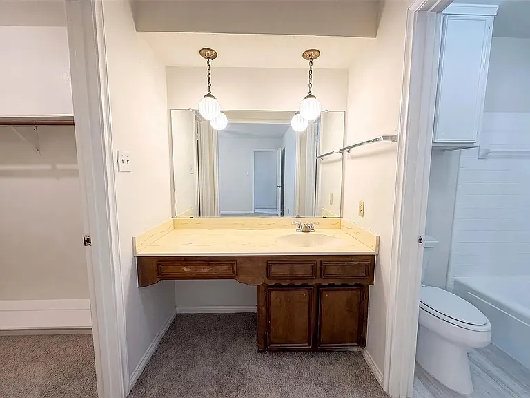 16330 Hollow Wood Dr — Photo 6
