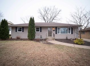 3717 Connecticut Dr, Rockford, IL 61108