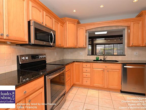 2nd image of 204 Timbercove Cir