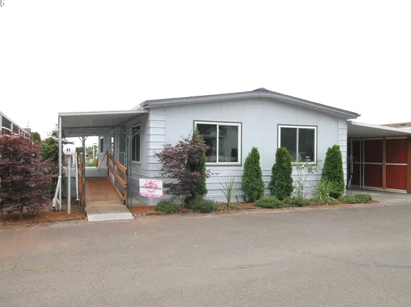 2901 E 2nd St Unit 47, Newberg, OR 97132