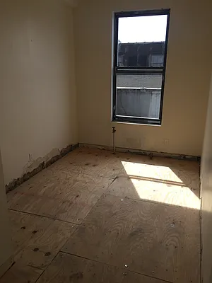 Rented by Robert L Rimberg, LREB | media 32