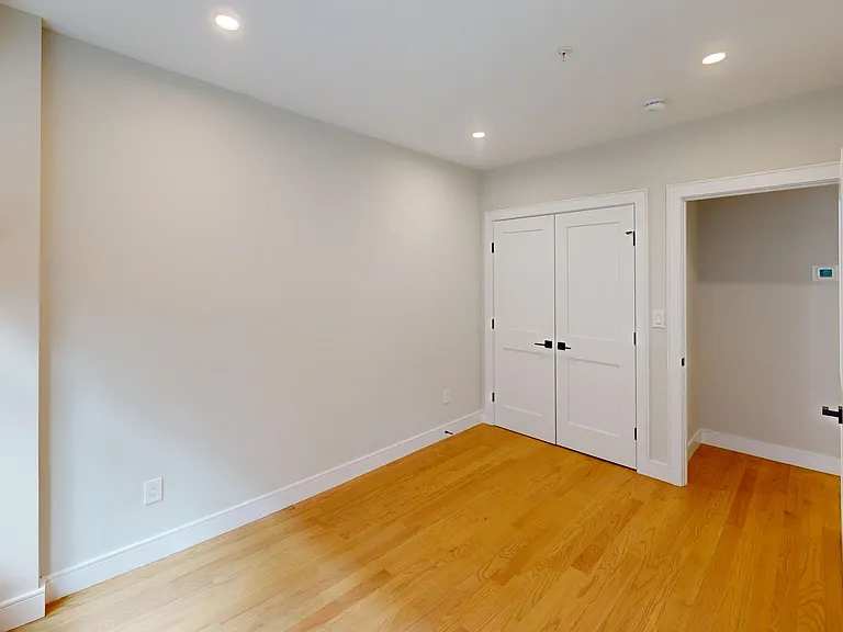 230 Tremont St #2F — Photo 4