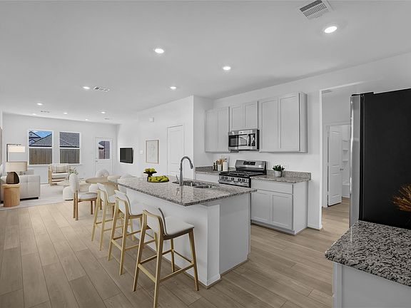 4th image of 18046 Lasso Mills Dr