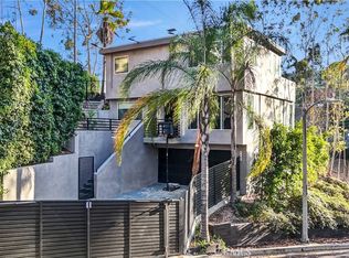 6672 Lakeridge Rd, Los Angeles, CA 90068