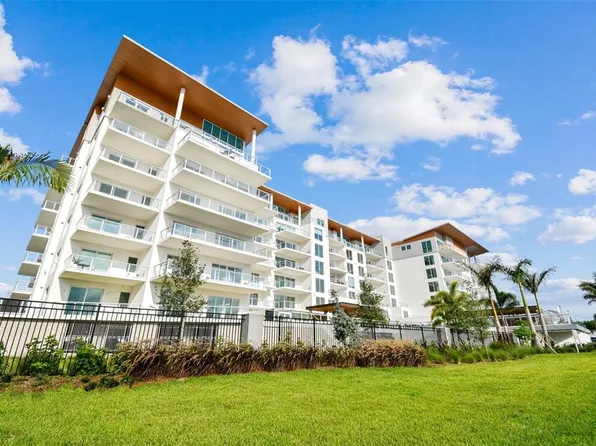 1020 Sunset Point Rd #502, Clearwater, FL 33755