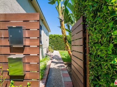 6009 Colfax Ave, North Hollywood, CA, 91606