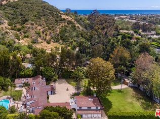 3426 Serra Rd, Malibu, CA 90265