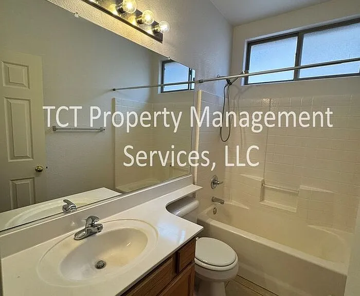 12859 W Sells Dr — Photo 9