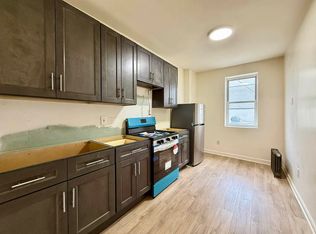 1804 W 8th St #3, Brooklyn, NY 11223