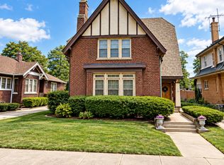 11427 S Parnell Ave, Chicago, IL 60628