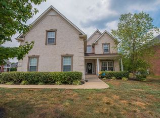 1305 Saint Ives Ct, Murfreesboro, TN 37128
