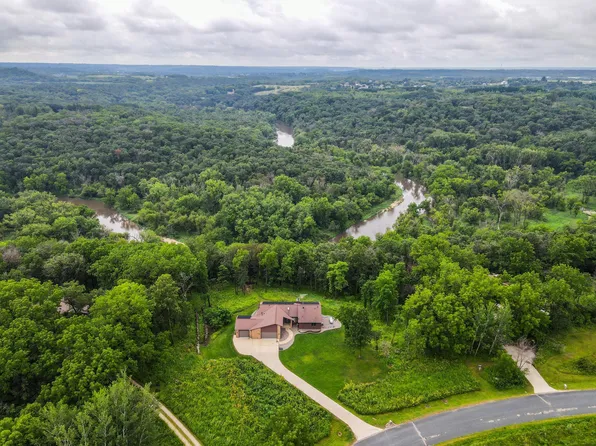 924 Windermere Ct NW, Oronoco, MN 55960