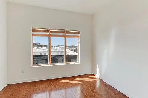 333 Nelson St SW Photo 1