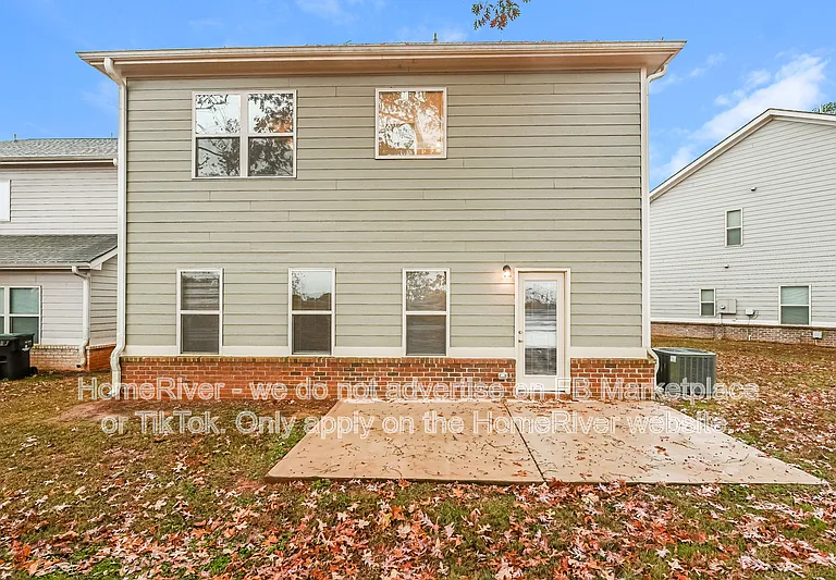 196 Daisy Cir — Photo 13