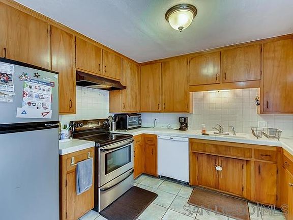 4th image of 617 3rd Ave APT 13