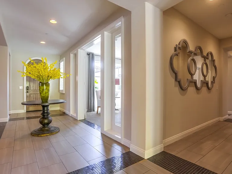16961 Crescent Creek Dr — Photo 7