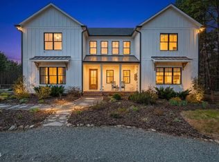 110 Rosemont Ln, Chapel Hill, NC 27516