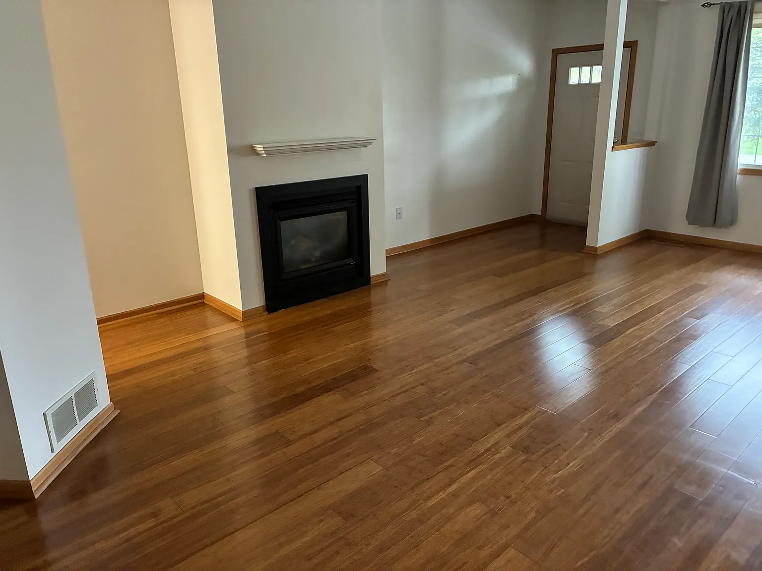 2 bed, 1604 sqft, $1,995 — Photo 4