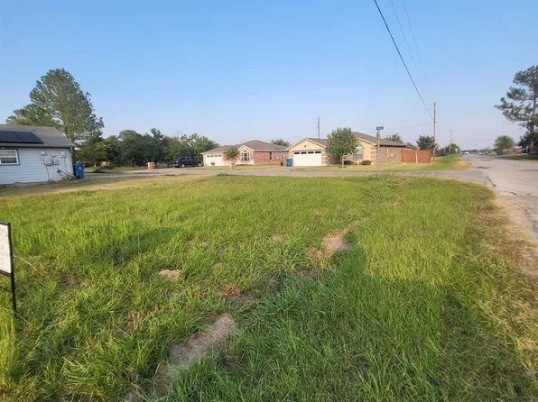 Masthead Rd, Mabank, TX 75156