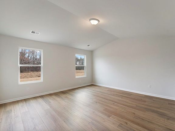 4th image of 7078 Wingate Dr