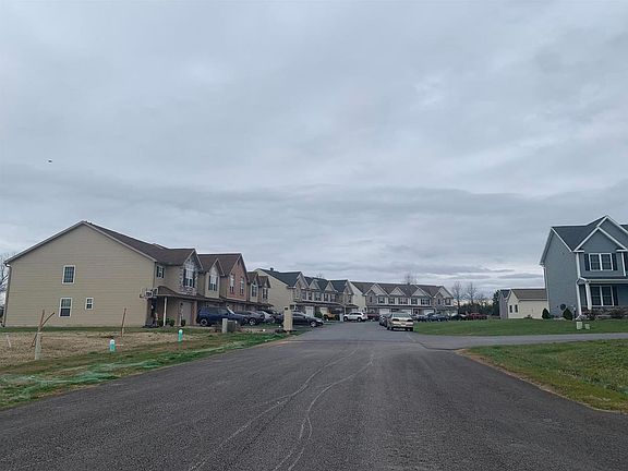 3rd image of 1230 Emilys Ct