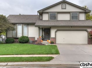 10912 Martin Ave, Omaha, NE 68164