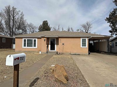 712 W Clayton Ave, Artesia, NM, 88210
