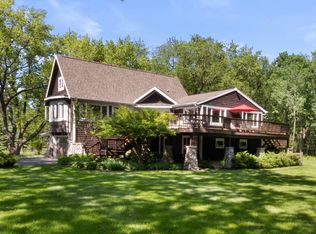 280 Stearns Rd, Fontana, WI 53125