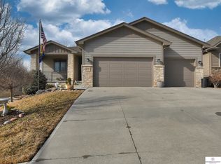 410 S 185th St, Elkhorn, NE 68022