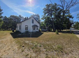 530 Cherry St, Baldwin, MI 49304