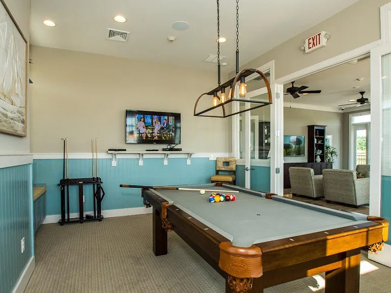 24160 Port Ln #303 — Photo 8