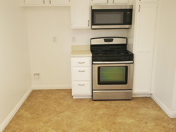 3rd image of 1365 Crafton Ave APT 2098